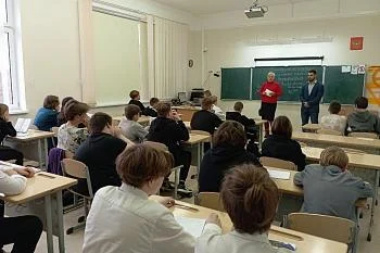 13 ноября прошла встреча сотрудников Инфекционной больницы Калининградской области с учащимися четырех школ Полесского муниципального округа 13 ноября прошла встреча сотрудников Инфекционной больницы Калининградской области с учащимися четырех школ Полесского муниципального округа